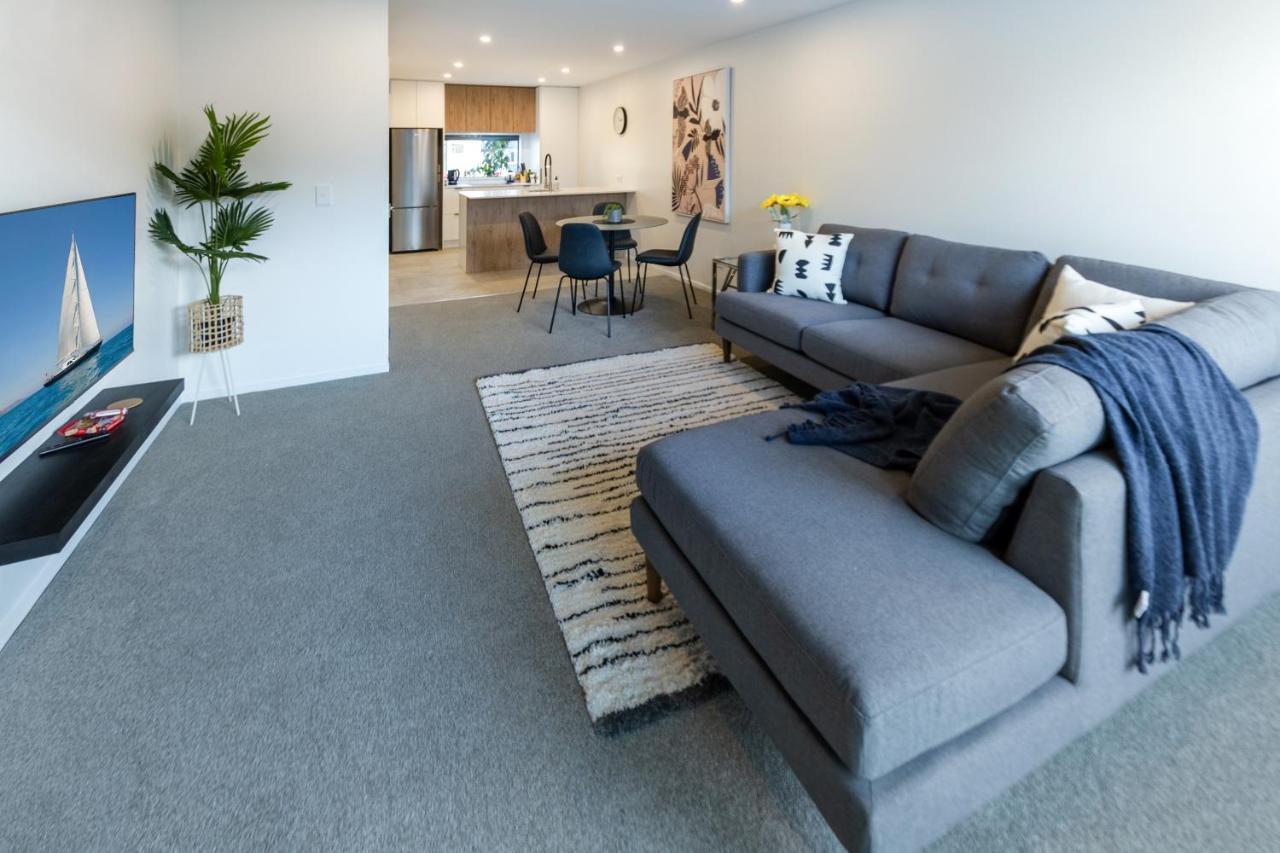 City Lights Retreat With Carpark 2 Bed 2 Bath Christchurch Eksteriør billede